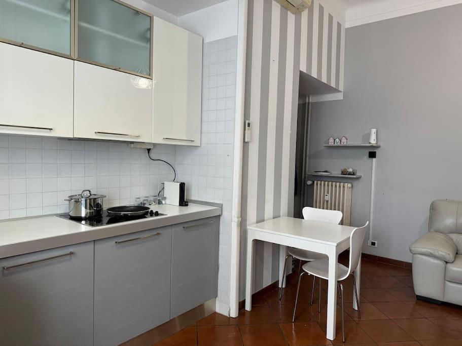 Ponthouse: Navigli, Iulm, Romolo Apartment มิลาน ภายนอก รูปภาพ