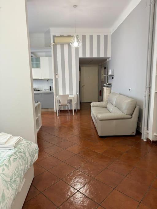 Ponthouse: Navigli, Iulm, Romolo Apartment มิลาน ภายนอก รูปภาพ